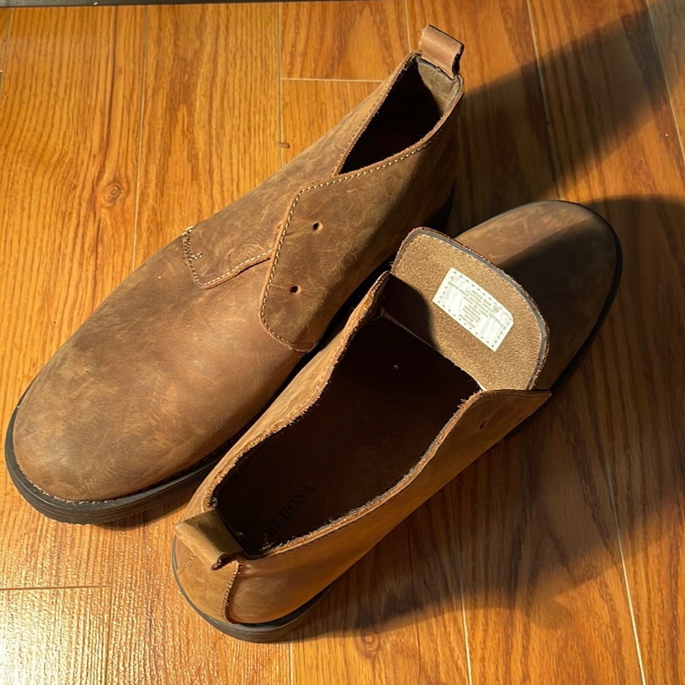 Merona Leather chukkas